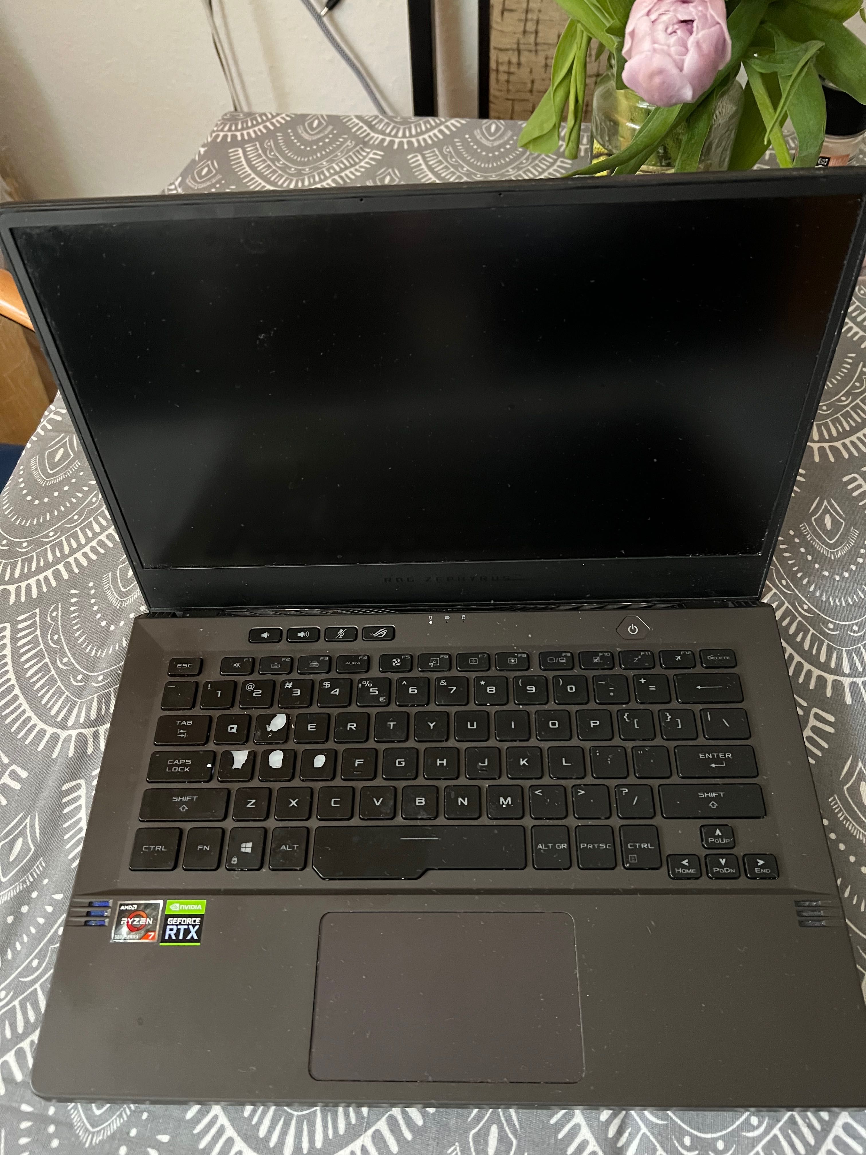 ASUS ROG Zephyrus G14 R7-5800HS/16GB/512/W10 RTX3050Ti