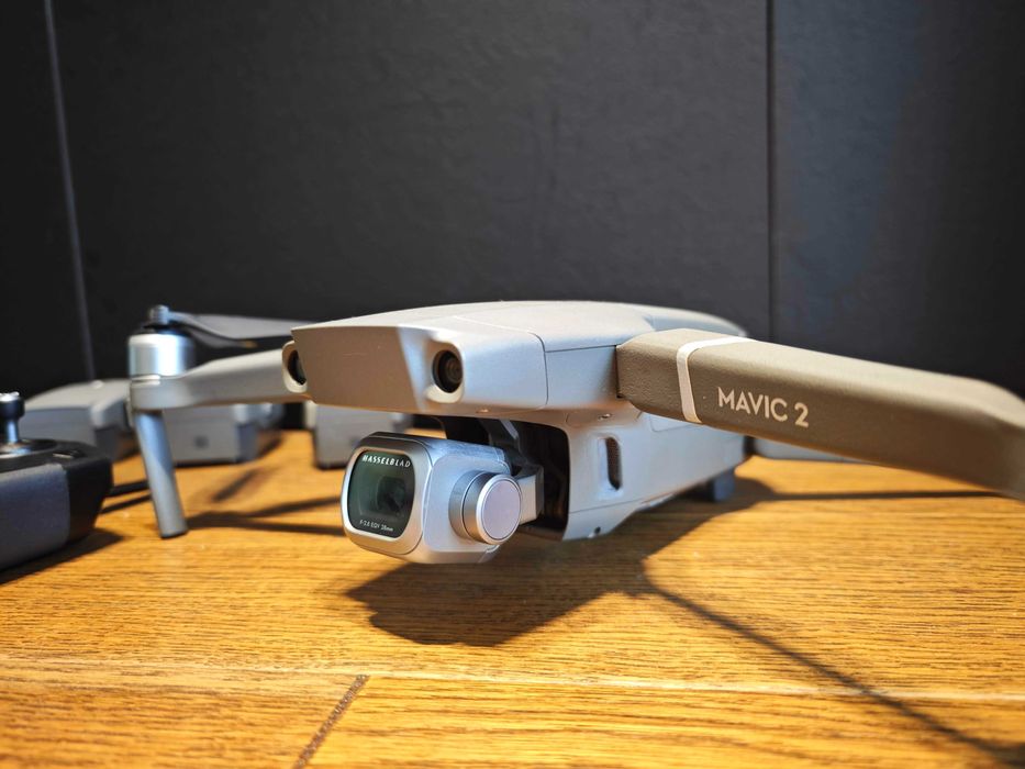 DJI Mavic 2 Pro – 4 baterie, kontroler RC Pro Enterprise, akcesoria