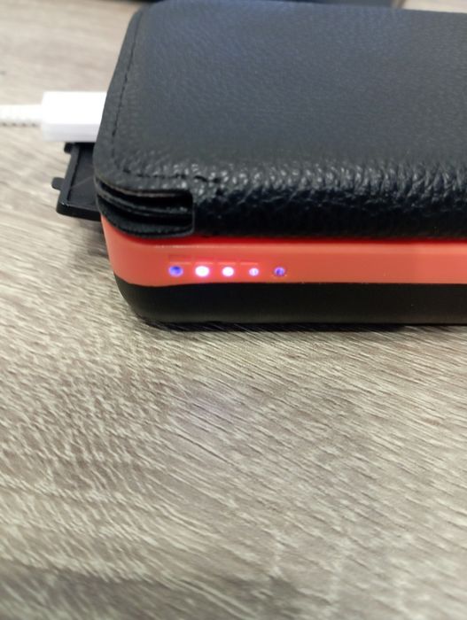 Портативна батарея Power Bank 25000mAh Solare S025 с соняшною зарядкою