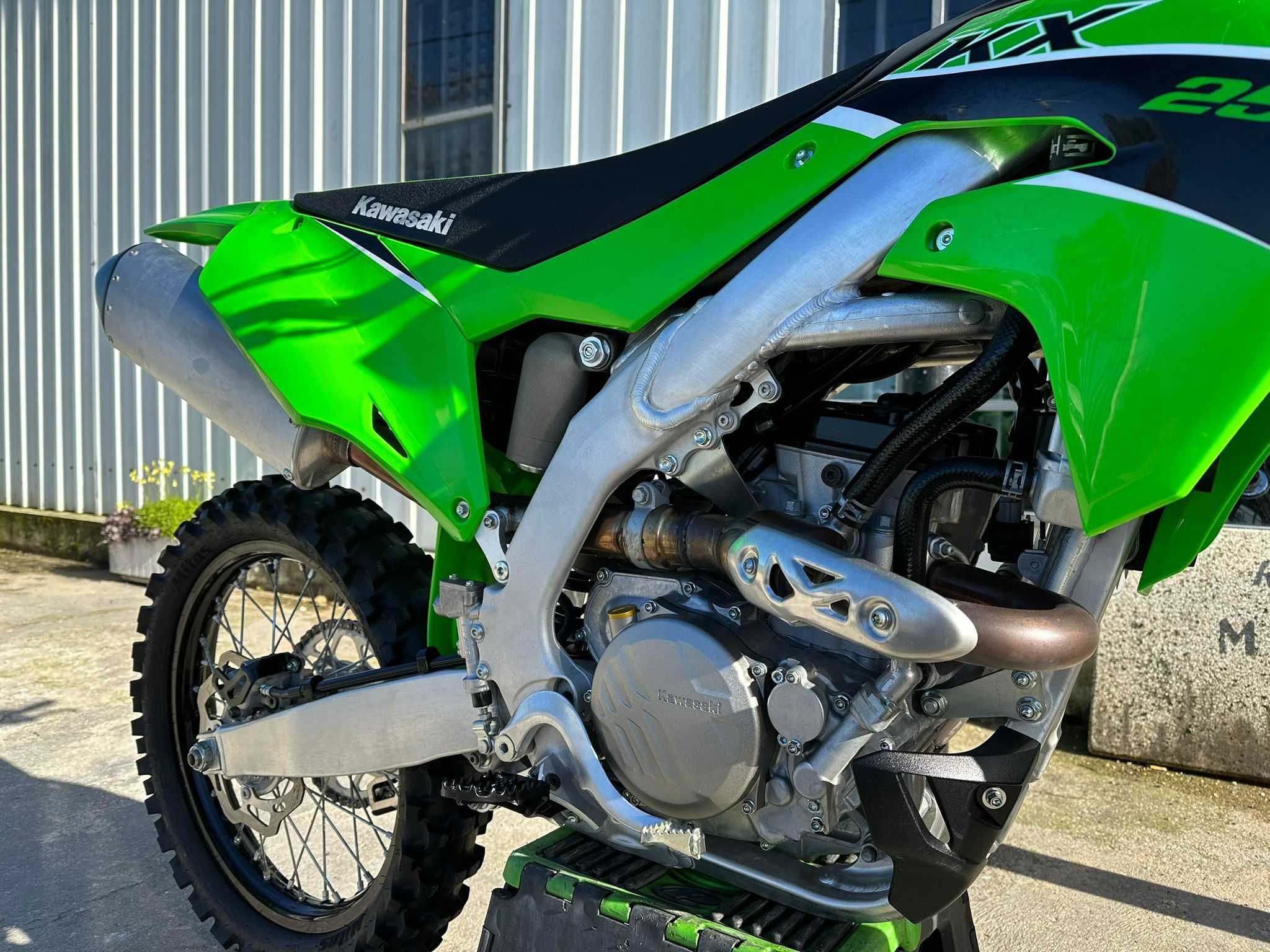 Kawasaki KX250 de 2023