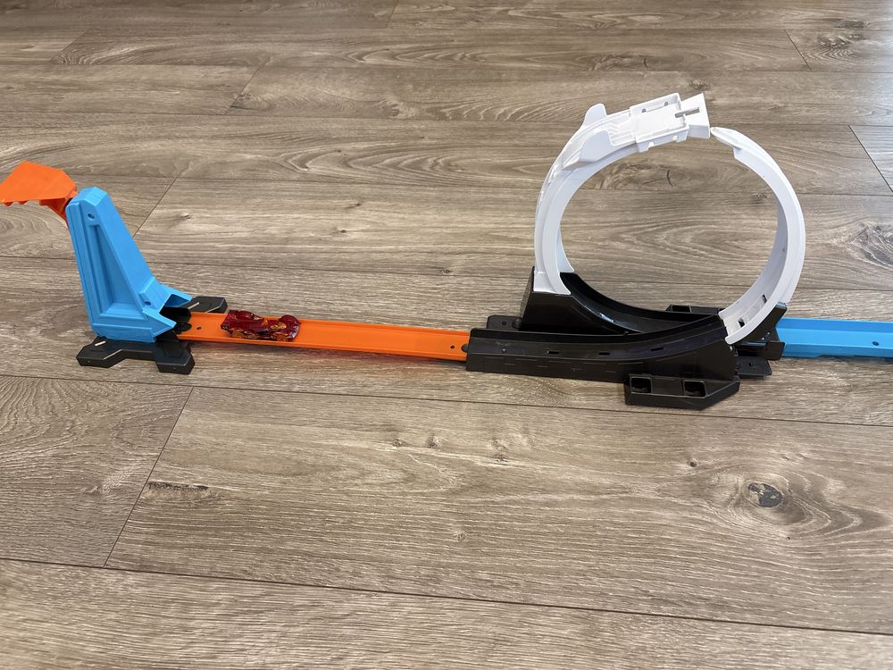 Hot Wheels zestaw rakieta
