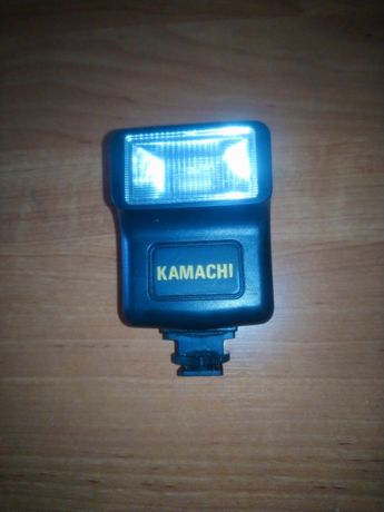 Lampa blyskowa kamachi