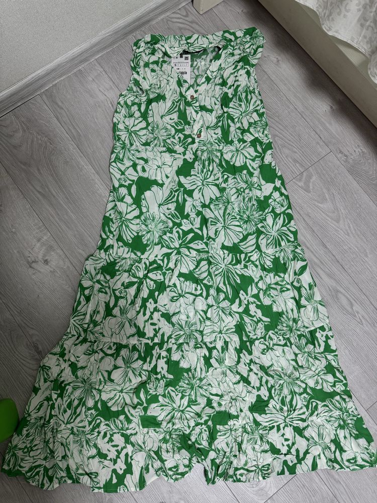 Жіноча сукня, Zara