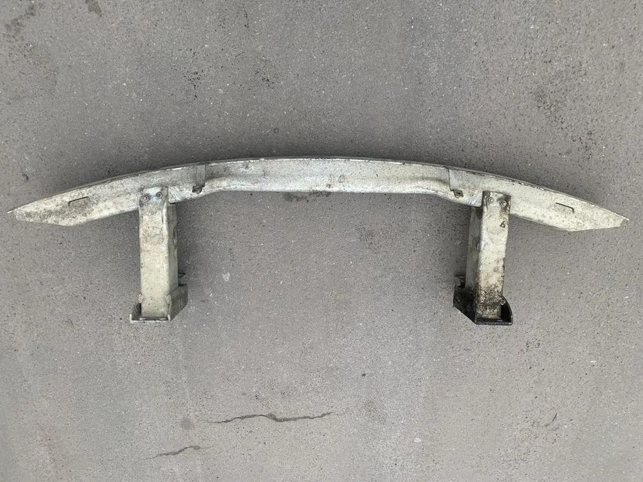 Підсилювач бампера BMW X3 E83