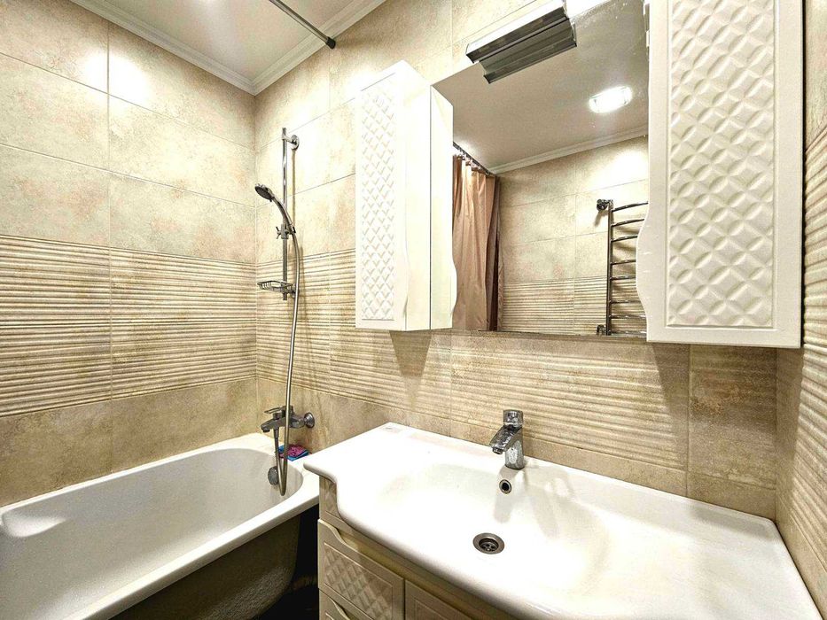 Розкішна  3 кім.кв з ПАНОРАМНИМ видом на Дніпро (і)