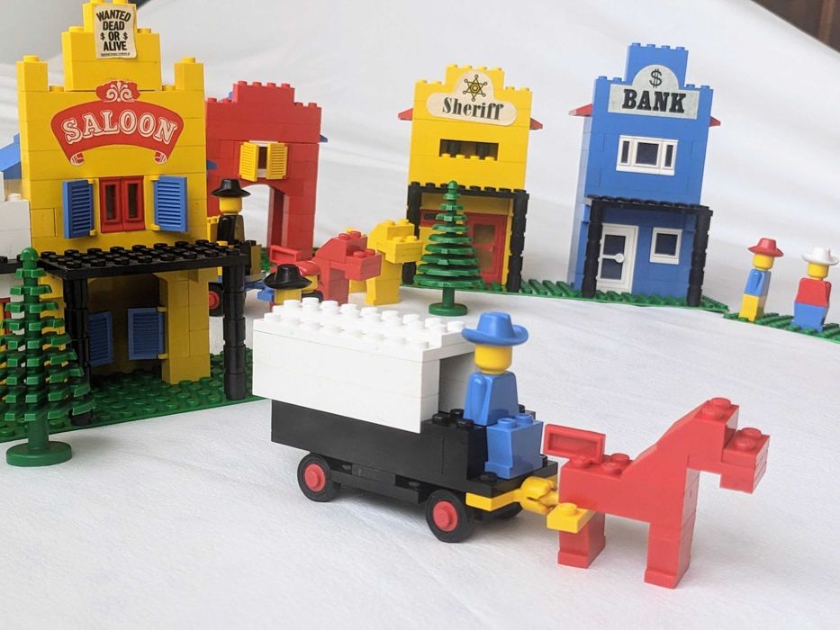 Lego 365 Wild West Scene