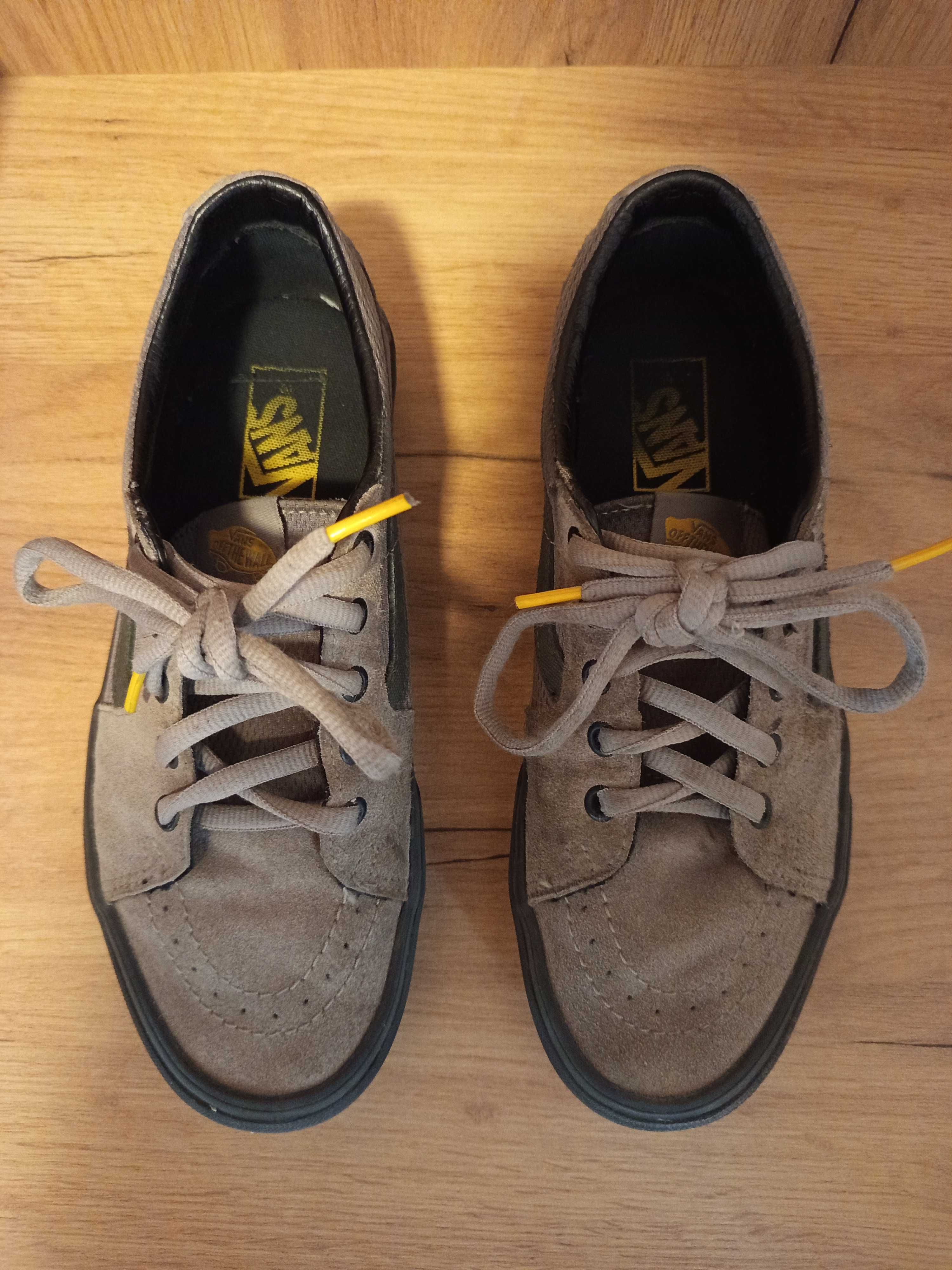 VANS, rozmiar 40,5