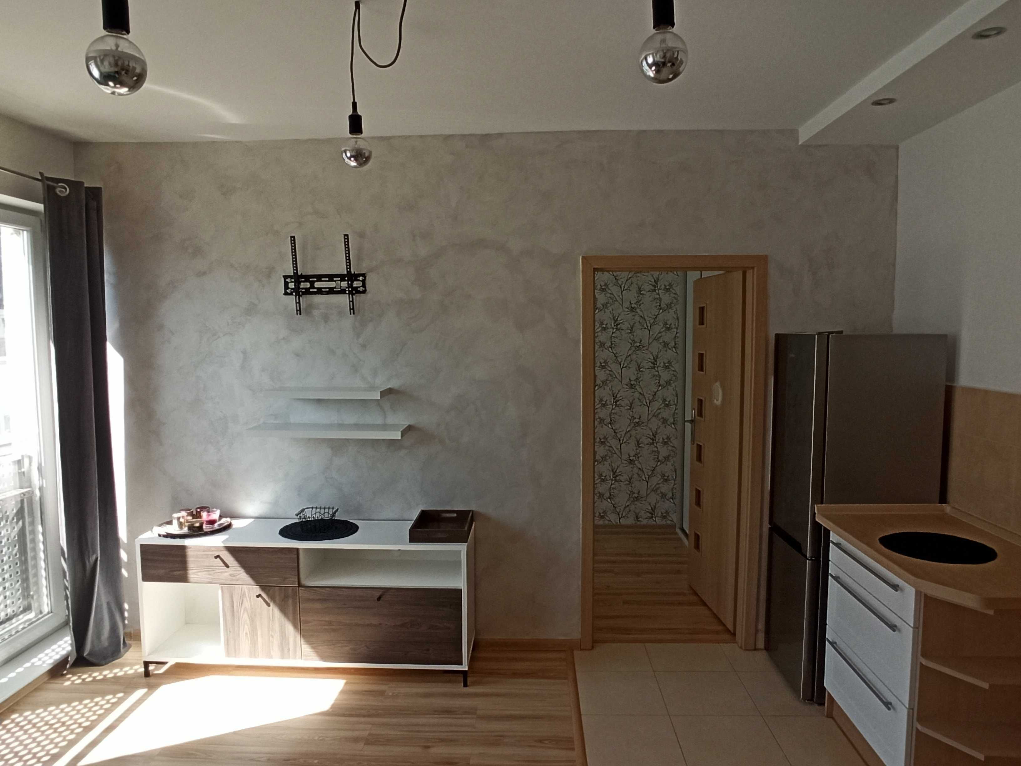 Wynajmę dwupokojowe mieszkanie (39m2) na  Jaworzynki