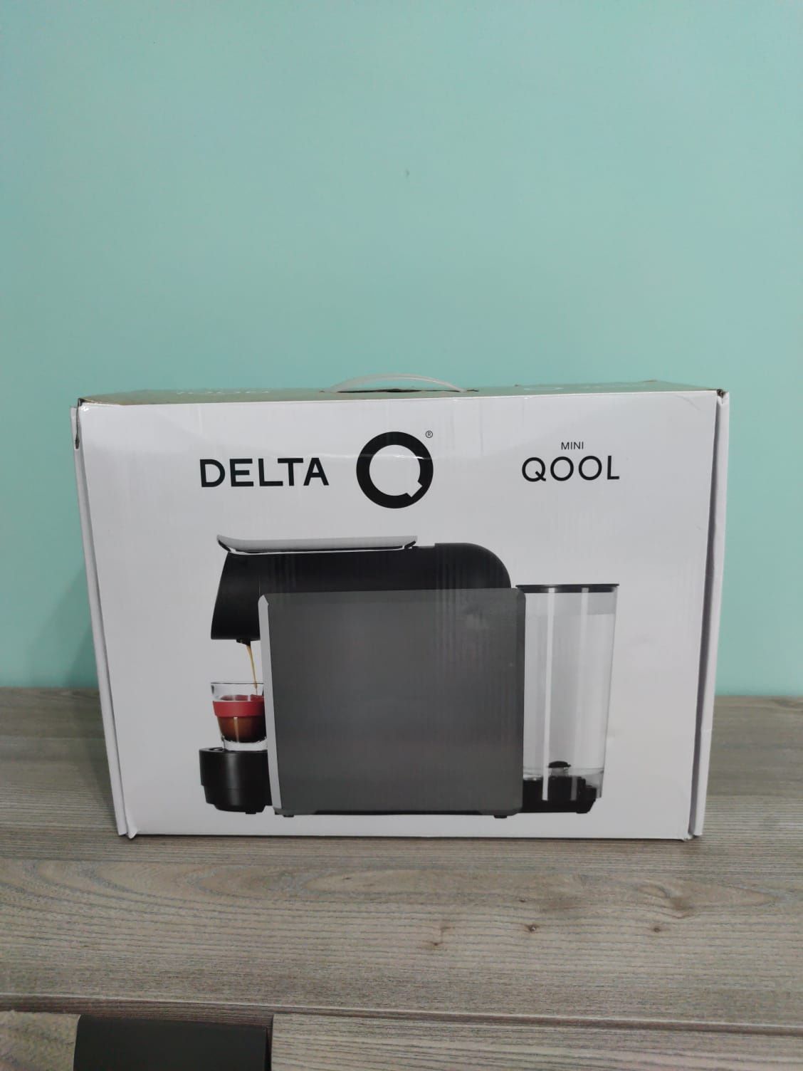 Ekspres kapsułkowy Delta Q Mini + czekoladki Merci Gratis