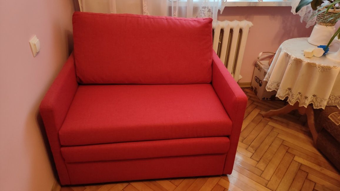 Sofa rozkładana, czerwona, używana