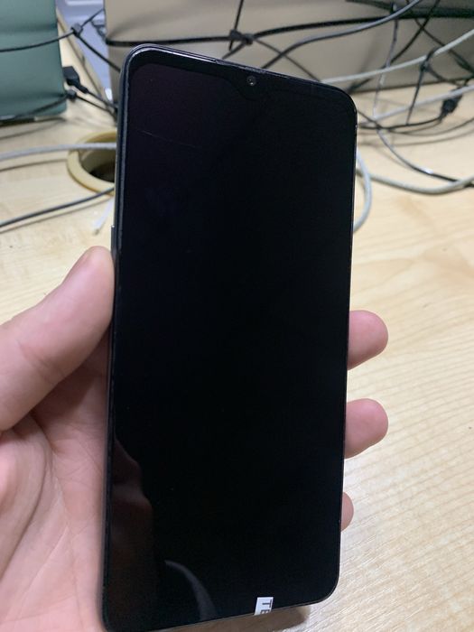 Телефон OPPO A73 4/128 ідеальний стан!