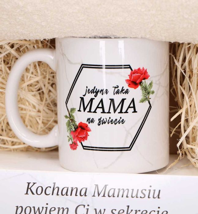 Zestaw prezentowy dla Mamy kubek + ręcznik gotowy prezent