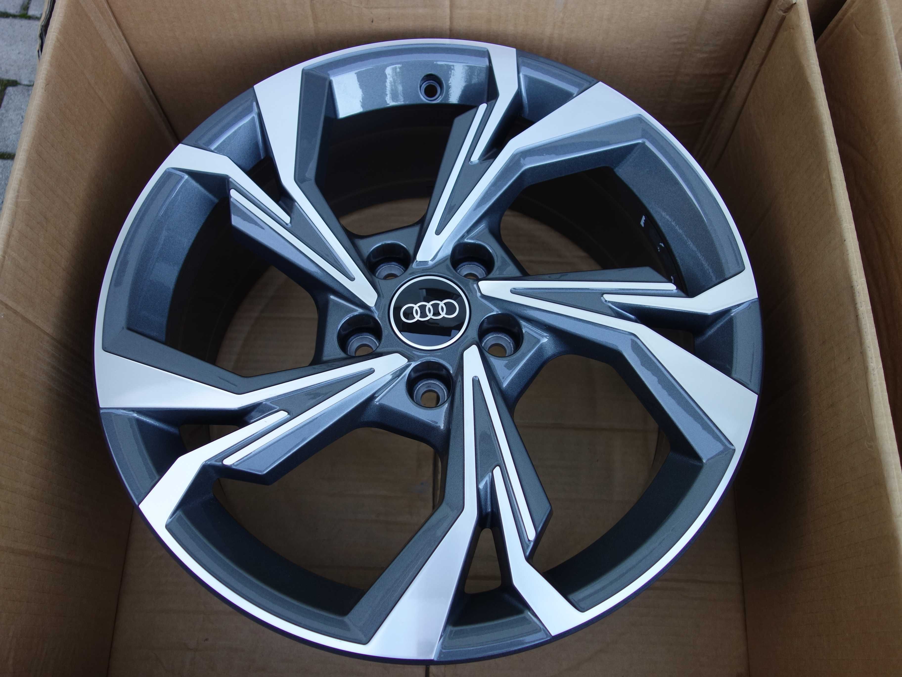 Felgi  AUDI S3 A3 8Y0 8V0 Q3 Q2 18'' Nowe Oryginalne !!