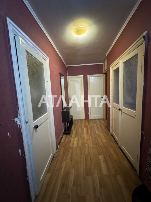 3 комнатная квартира в Приморском районе