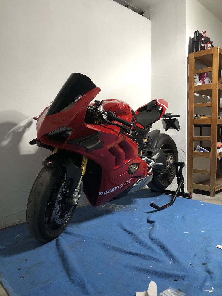 Ducati panegale v4s