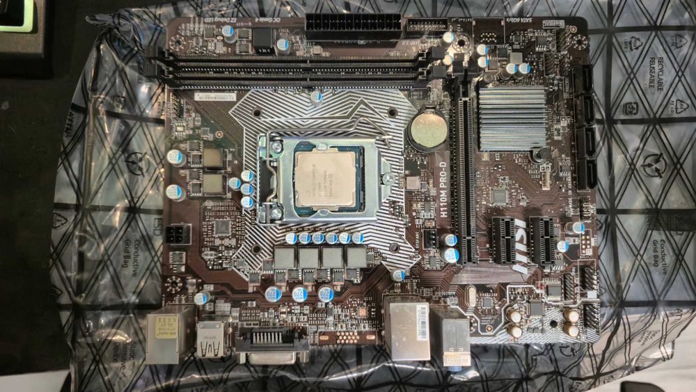 GTX 1050Ti, Płyta Główna i Procesor, Chłodzenie Możliwość kupna osobno