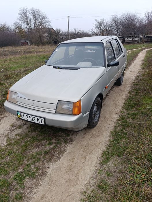 Заз Славута інжекторна газ бензин