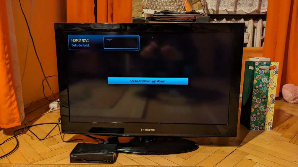 Telewizor Samsung 32" + dekoder DVB-T