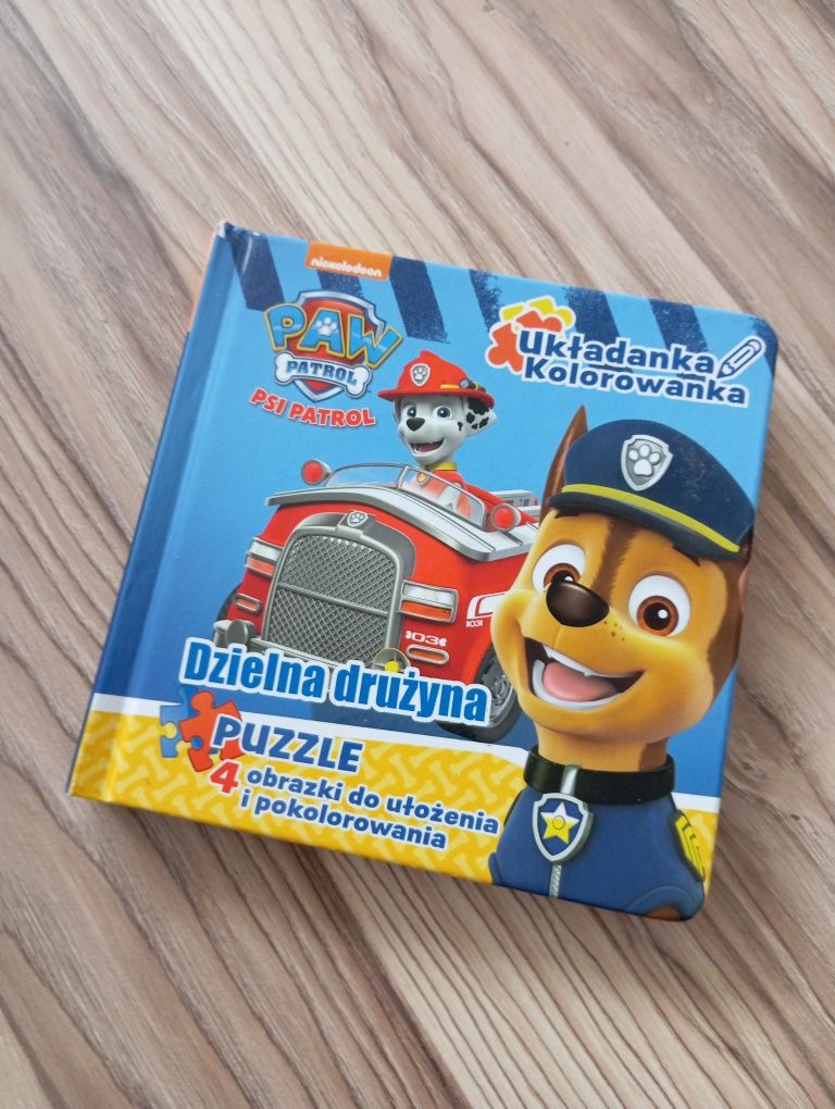 Książka z puzzlami psi patrol