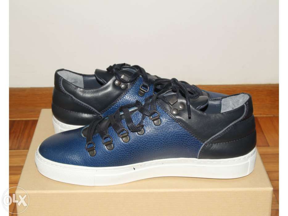 Filling pieces mountain cut grain navy