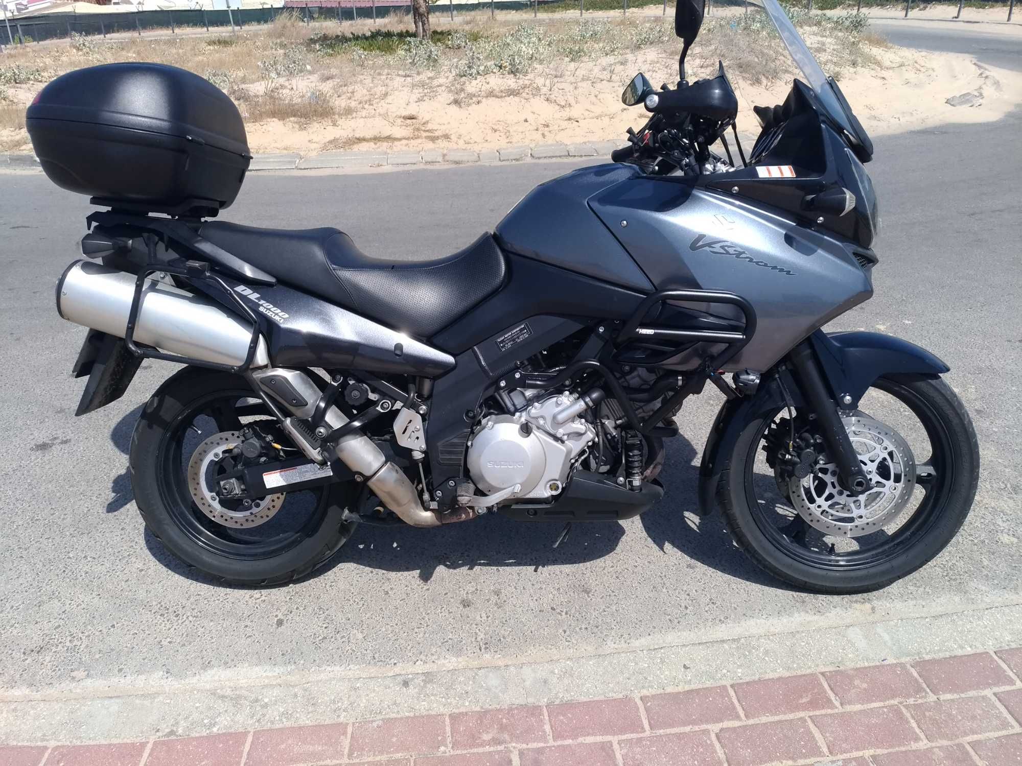 Suzuki DL 1000 vstrom