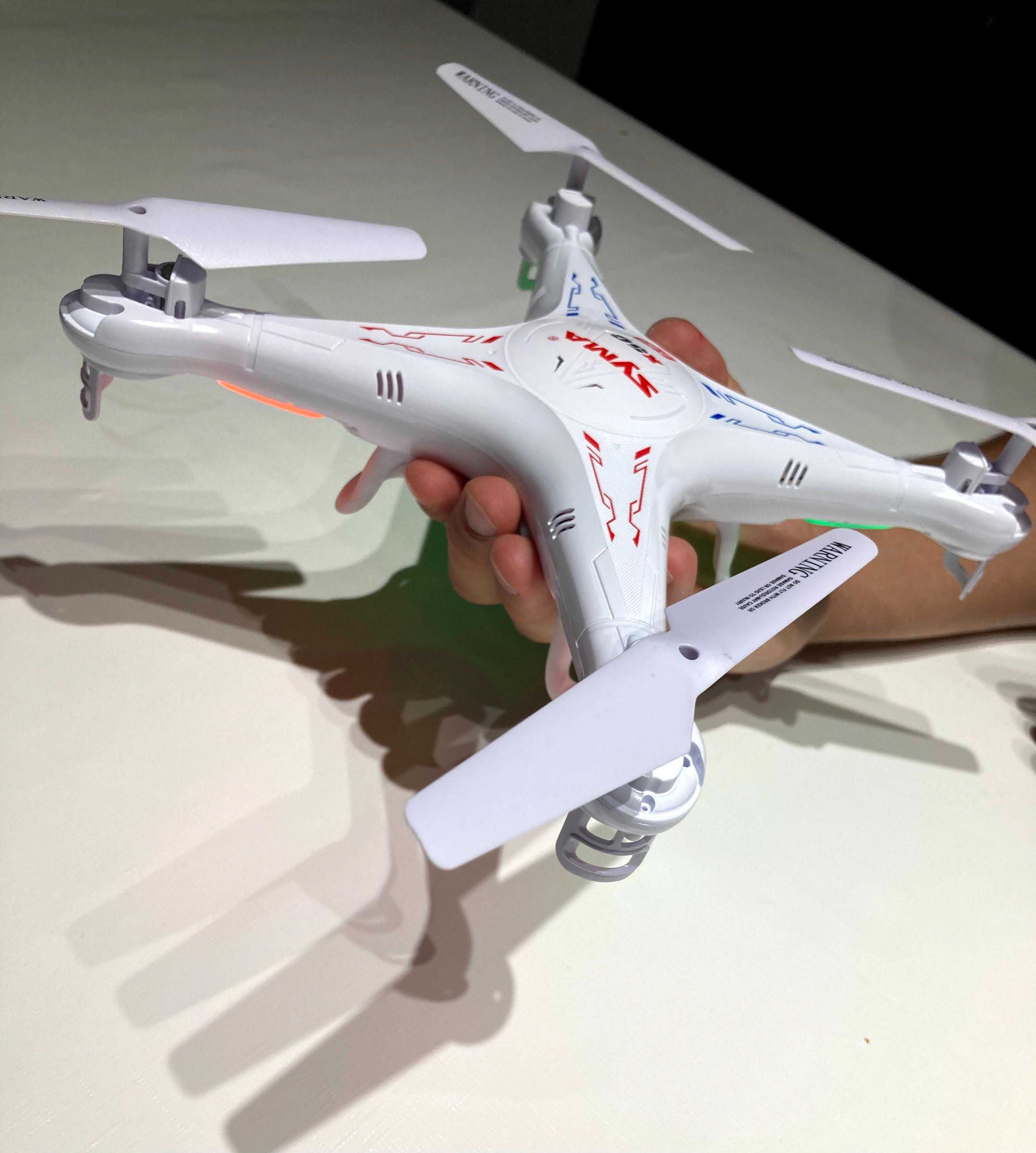 Drone - Syma X5C EXPLORERS