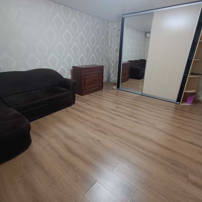 Однокімнатна з ремонтом