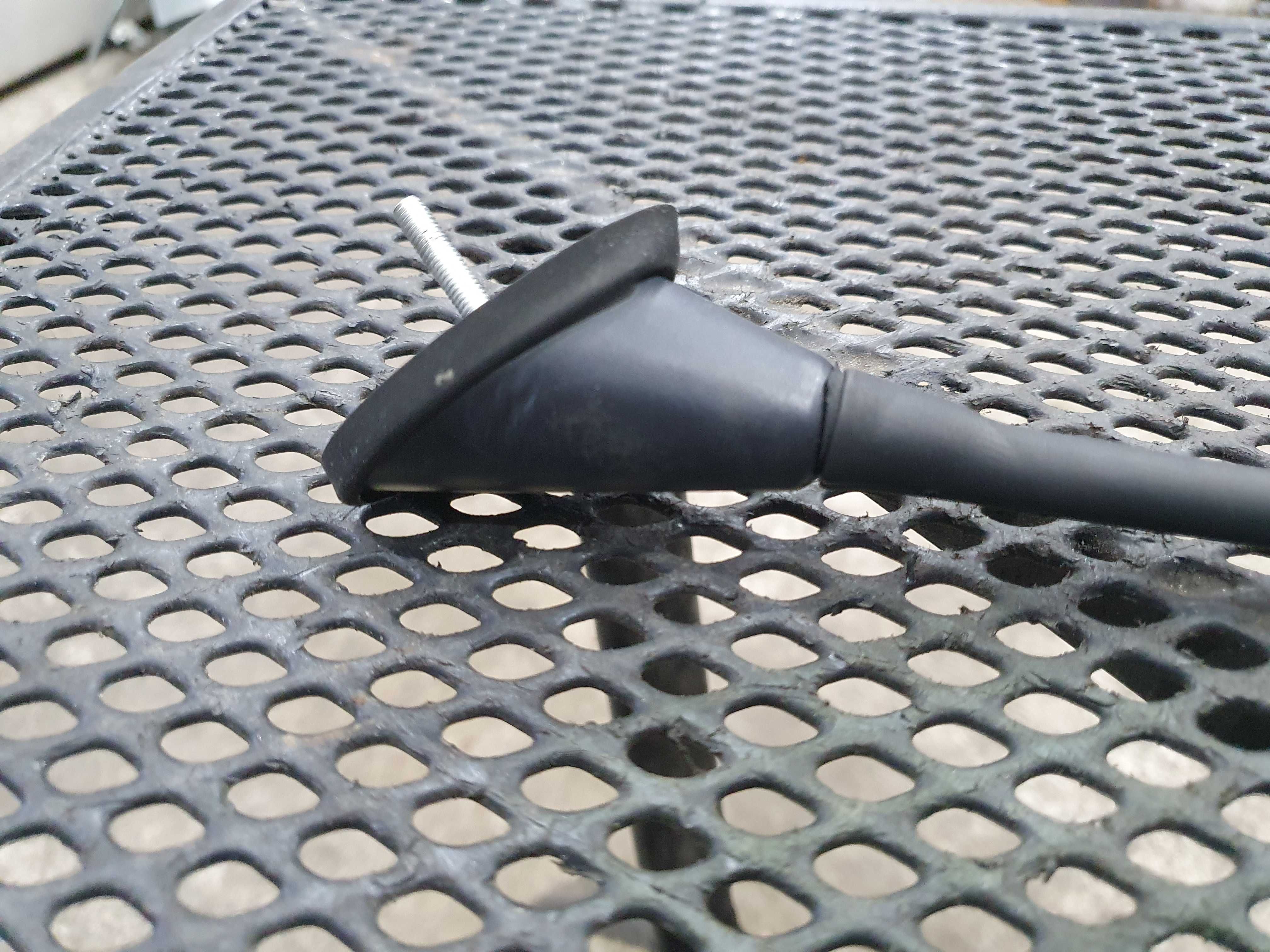 Antena radiowa wzmacniacz Ford Mondeo mk4 kombi sprawna oryginal