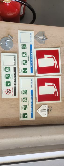 Conjunto 3 extintores