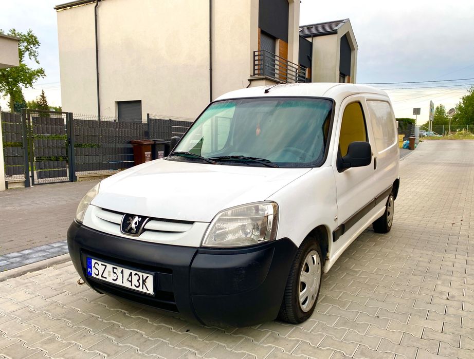 Peugeot Partner 1,6  HDI Zadbany Przegląd i OC na cały rok