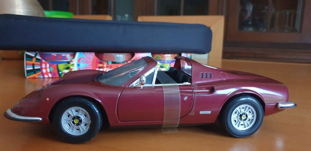 1/18 Ferrari Dino 246 GTS Hotweels