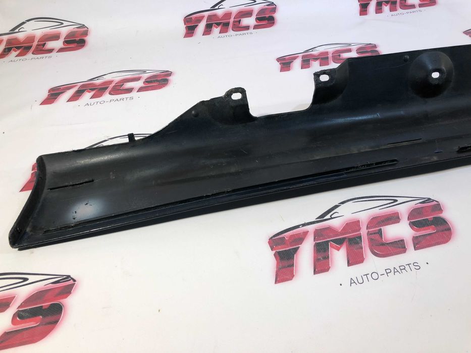 Embaladeira Direita BMW E46 SERIE 3 ORIGINAL