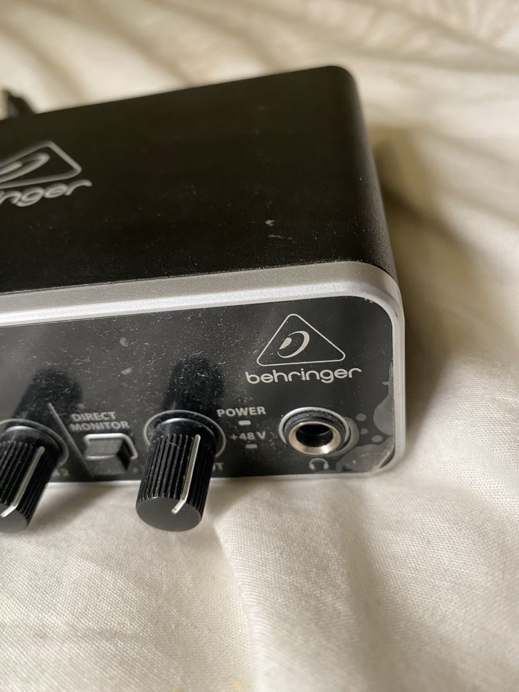 Behringer UMC22 Interfejs audio USB