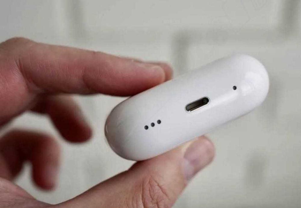Airpods pro Gen 2 Бездротові Навушники з шумоподавленням +чохол
