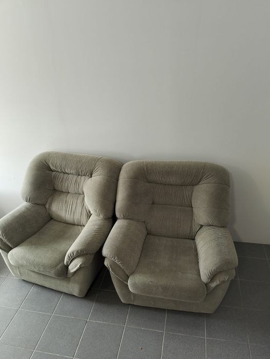Vendo 2 sofás juntos ou separados
