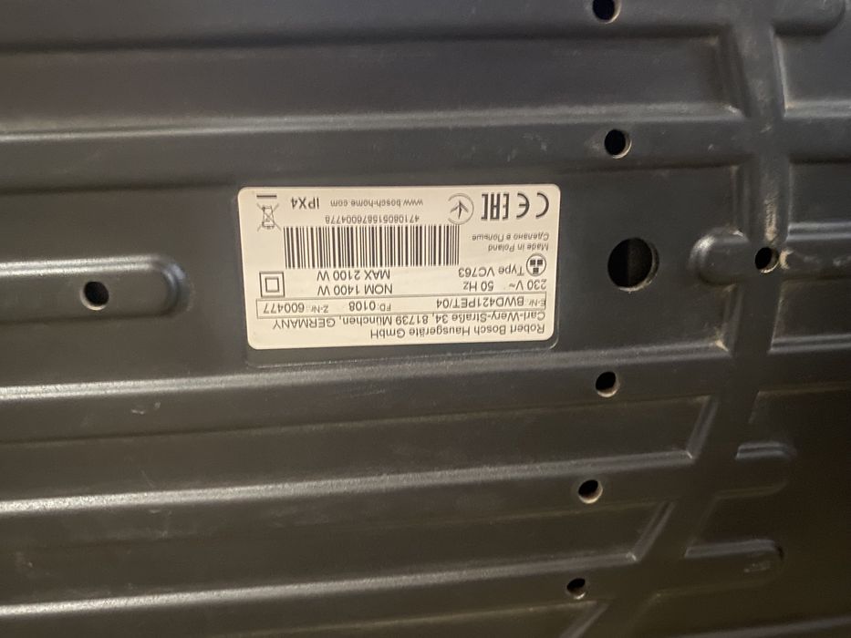 Миючий пилосос БОШ