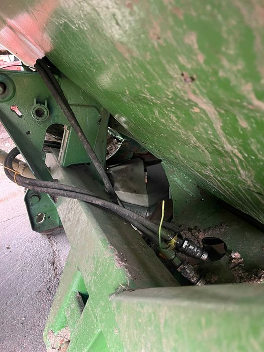 Amazone-18 Розкидач мінеральних добрив