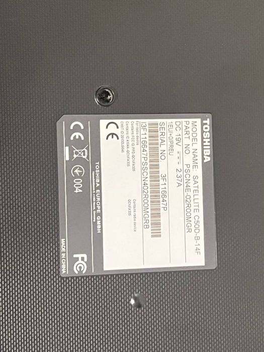 Ноутбук Toshiba Satellite / AMD A4-6210 / 6 ГБ / 1 ТБ HDD