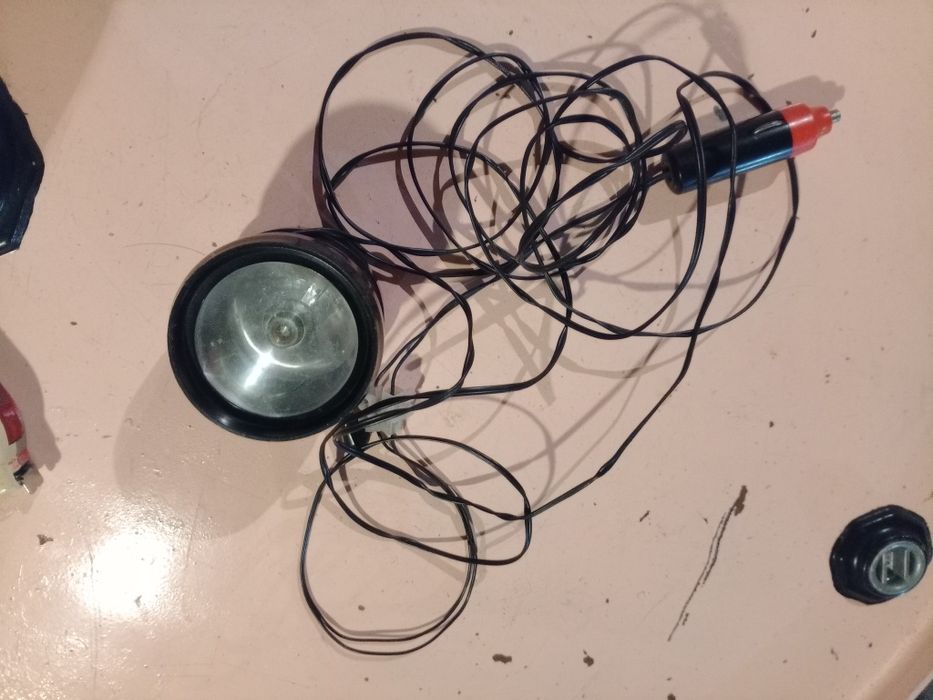 Lanterna para ligar no carro