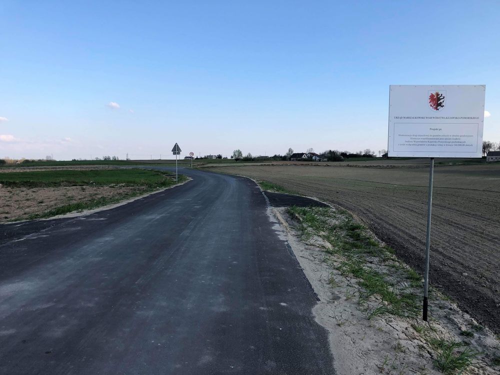 Dzialka nad jeziorem Kleszczyn z linia brzegową 1.1 h