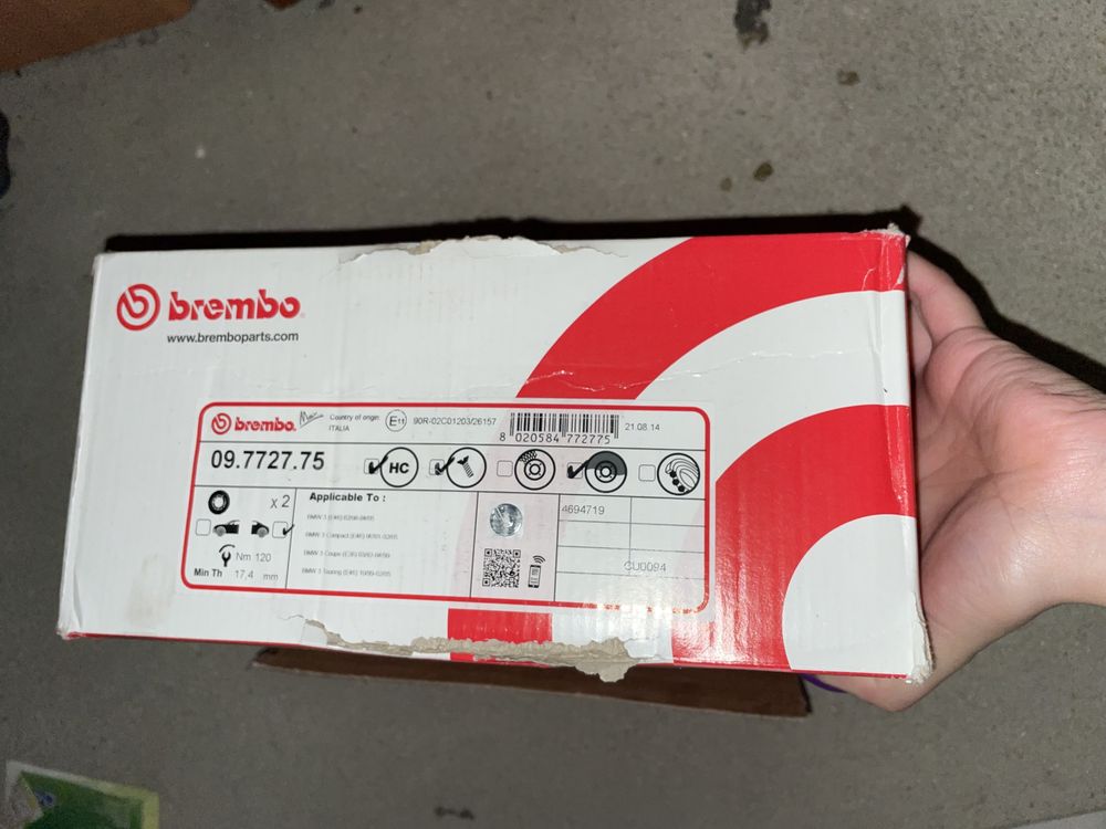 Travoes de discos traseiros RANHURADOS BREMBO