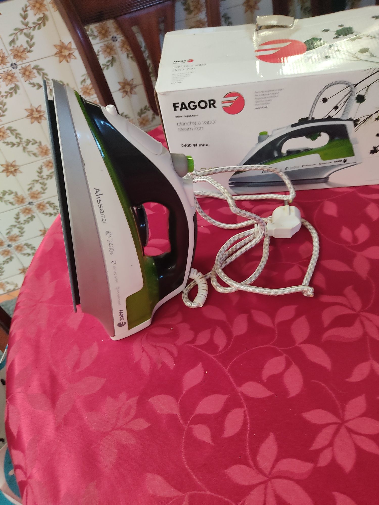 Vendo ferro a vapor Fagor2400w