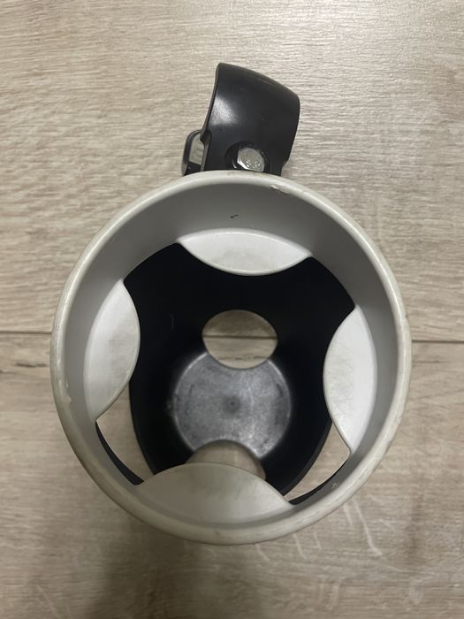 Підстаканник для коляски