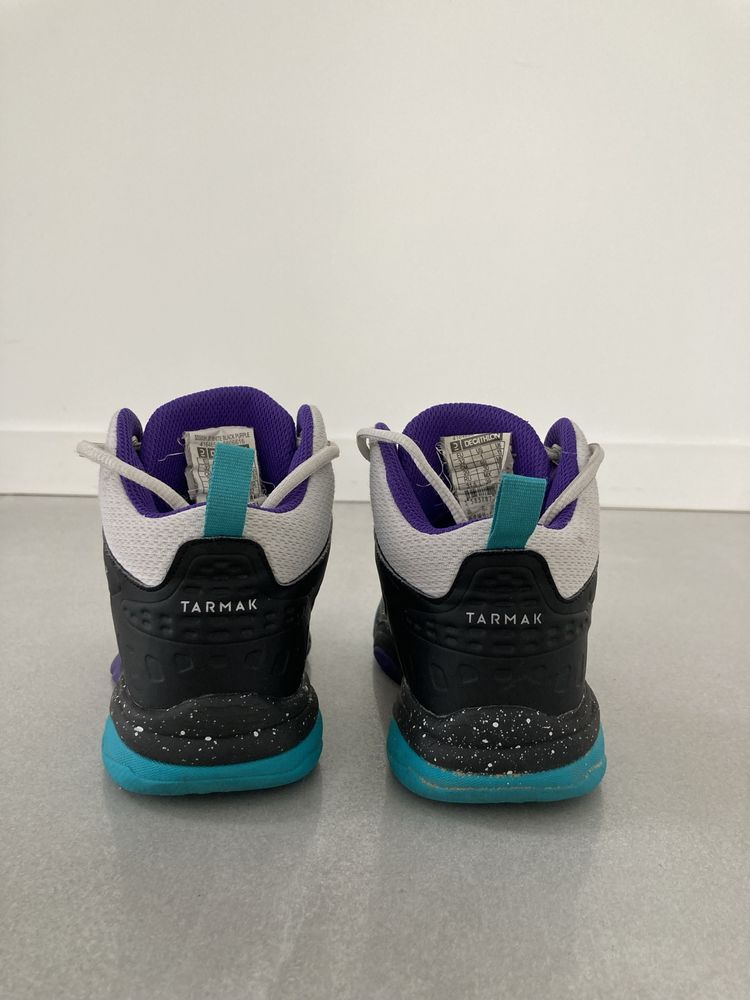 Buty do kosza Decathlon 32