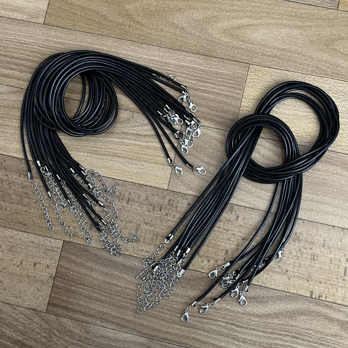 Шнурок екошовк та основа під брелок