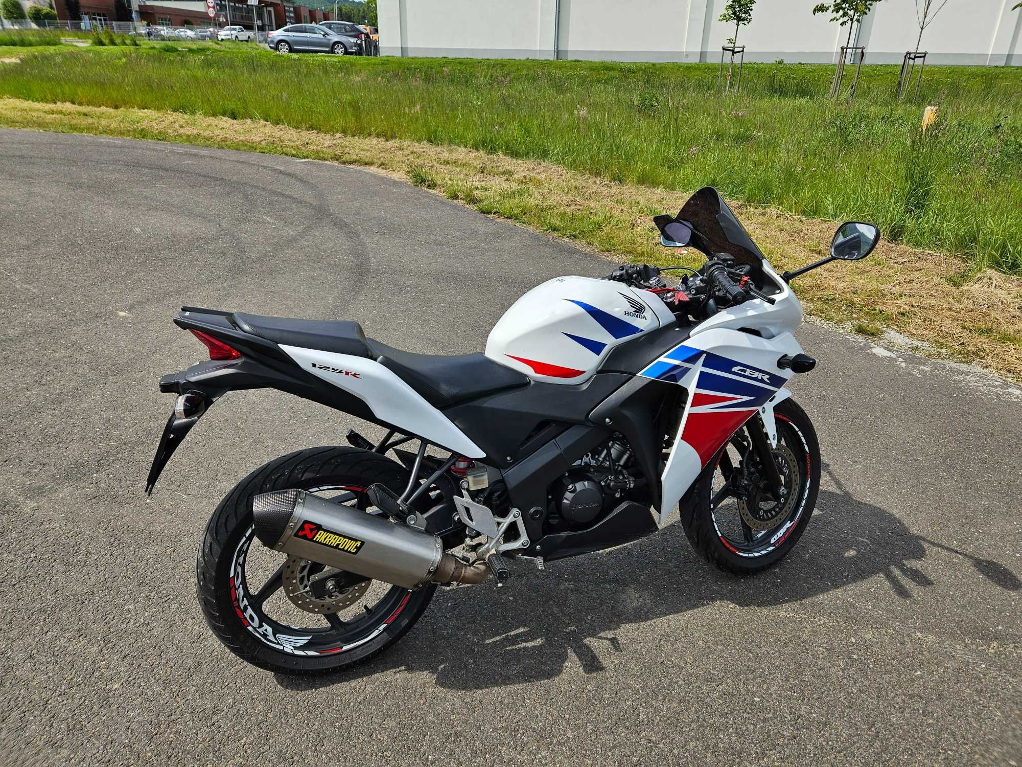 Honda CBR 125 R 2015 POLSKI SALON OKAZJA Akrapović!