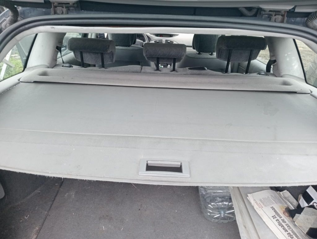 Renault Laguna 1.6 gasolina ano 2001 só peças