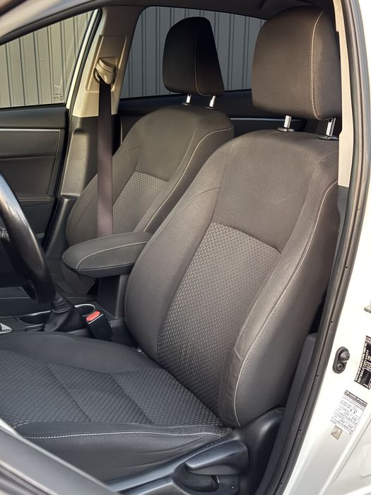 Toyota Corolla 2014 1.6 (торг)