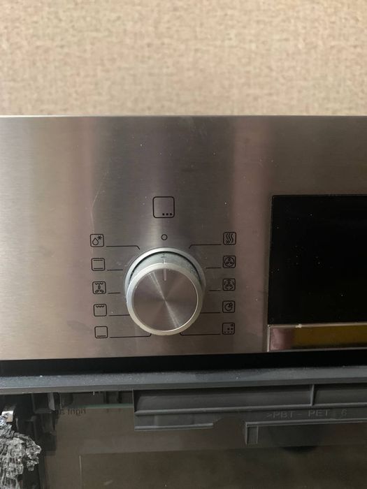 Духова шафа BOSCH HBJ558YS0Q