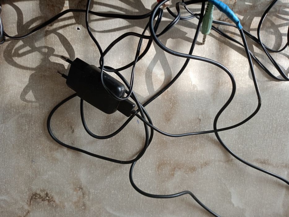 Продам музыкальный центр Trust